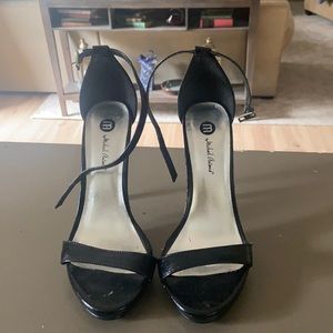 Black heels with skinny strap